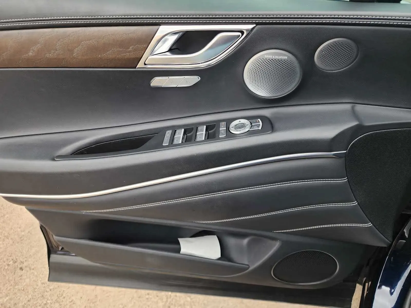 Genesis GV80 photo 18
