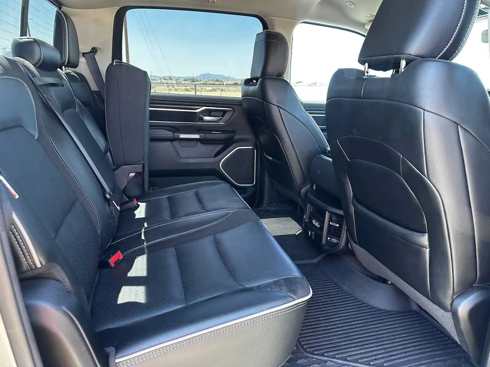 Ram 1500 photo 12