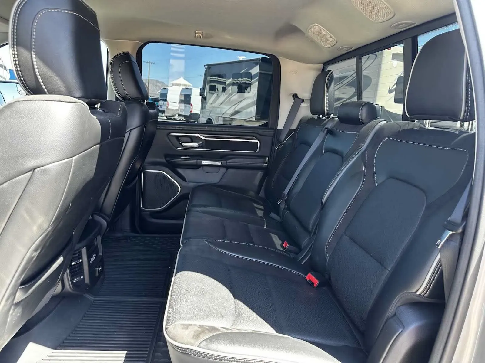 Ram 1500 photo 13