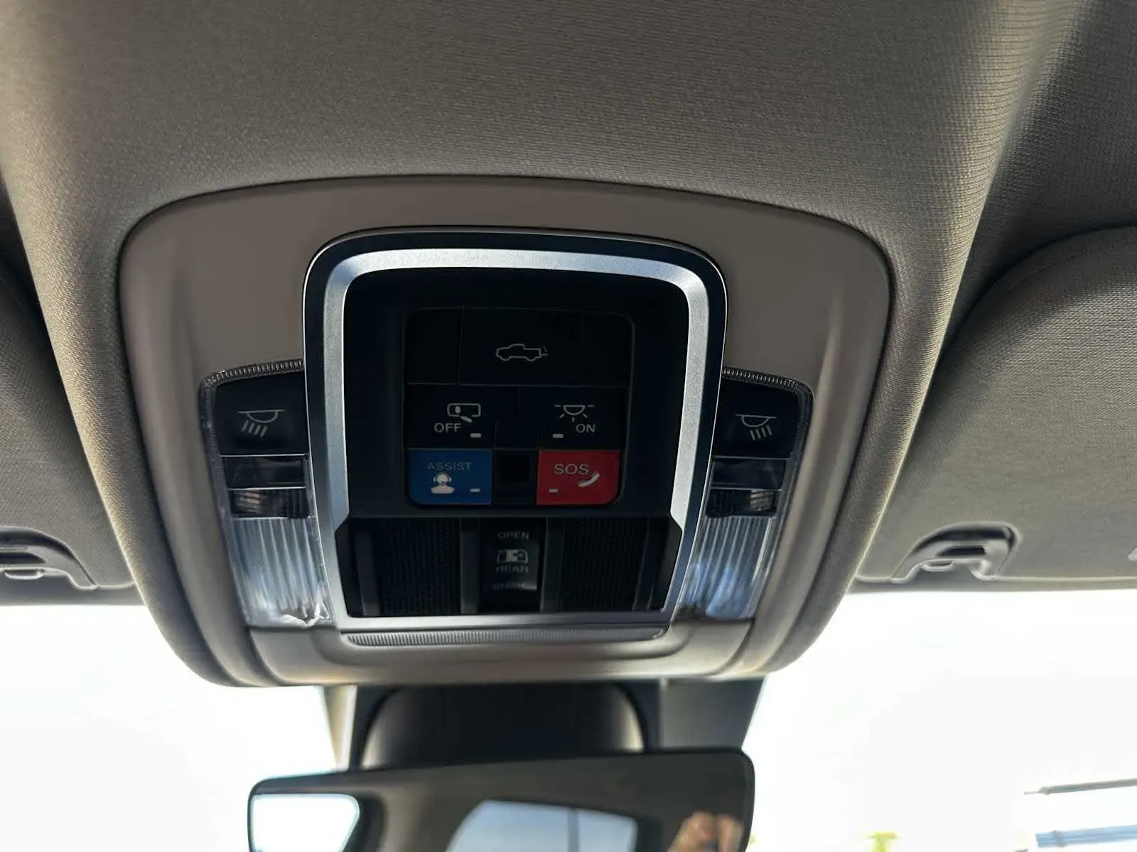 Ram 1500 photo 18