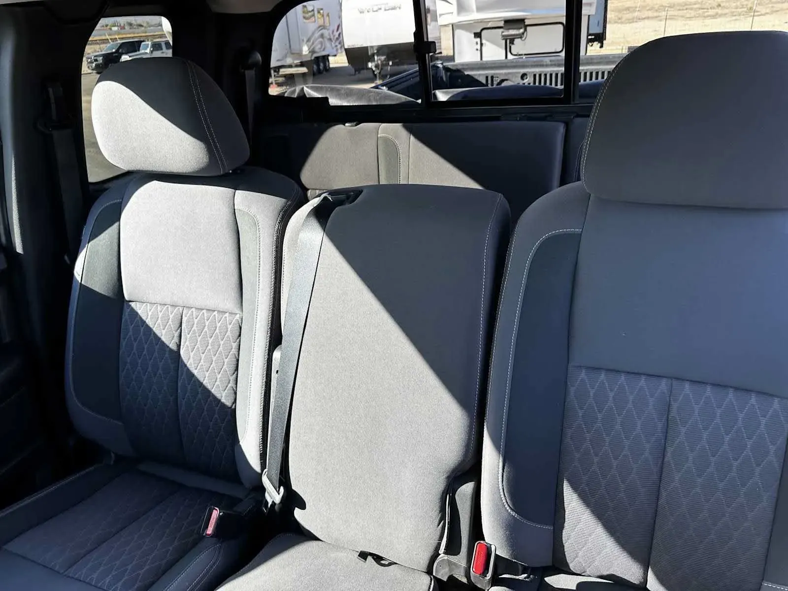 Nissan Titan photo 17