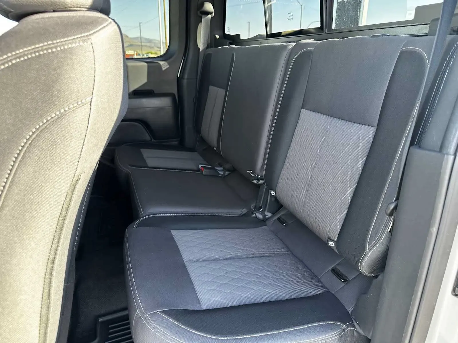 Nissan Titan photo 15