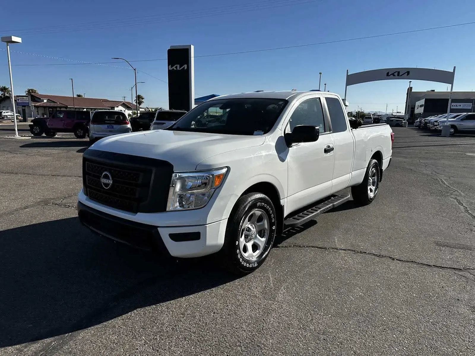 Nissan Titan photo 9