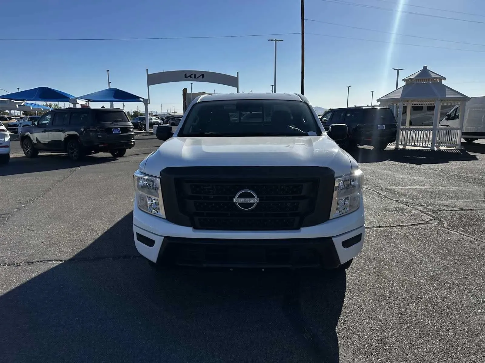 Nissan Titan photo 10