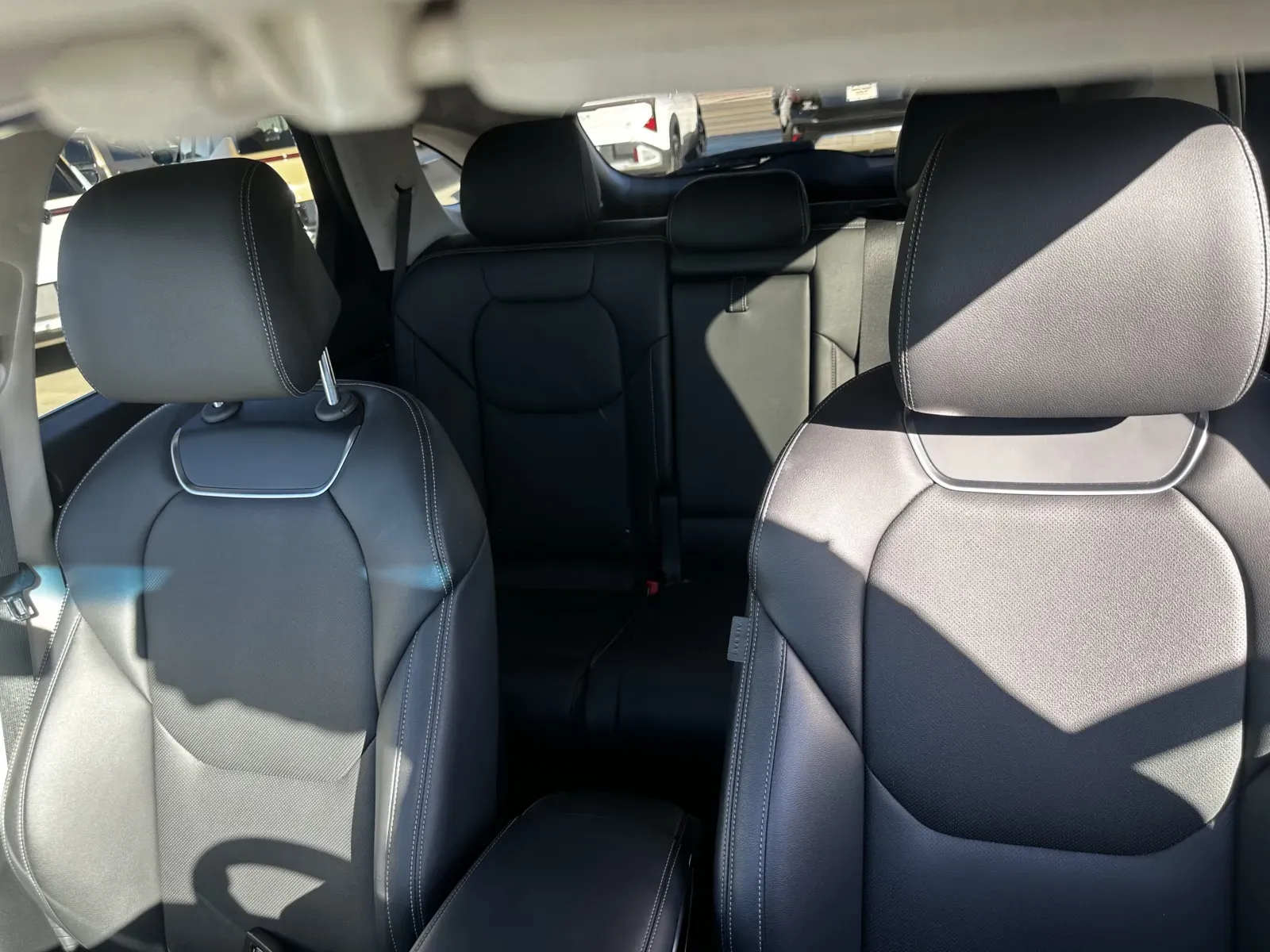 2025 GENESIS GV70 Standard - Photo 19