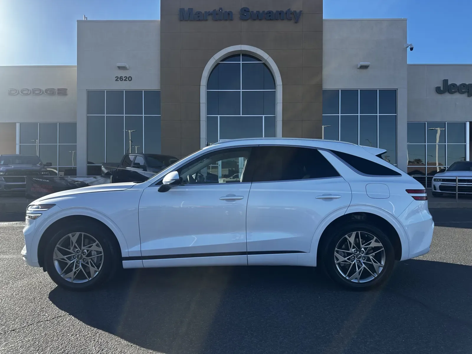 2025 GENESIS GV70 Standard - Photo 7
