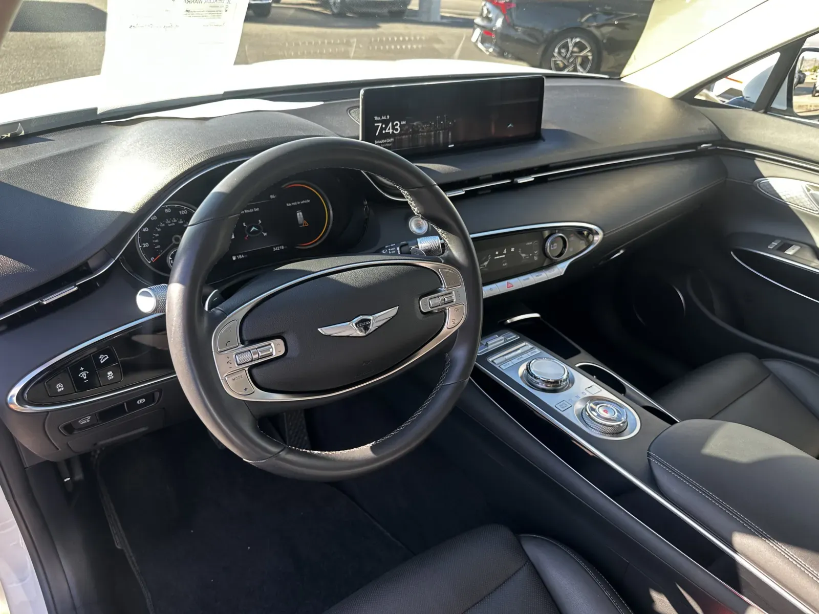 2025 GENESIS GV70 Standard - Photo 18