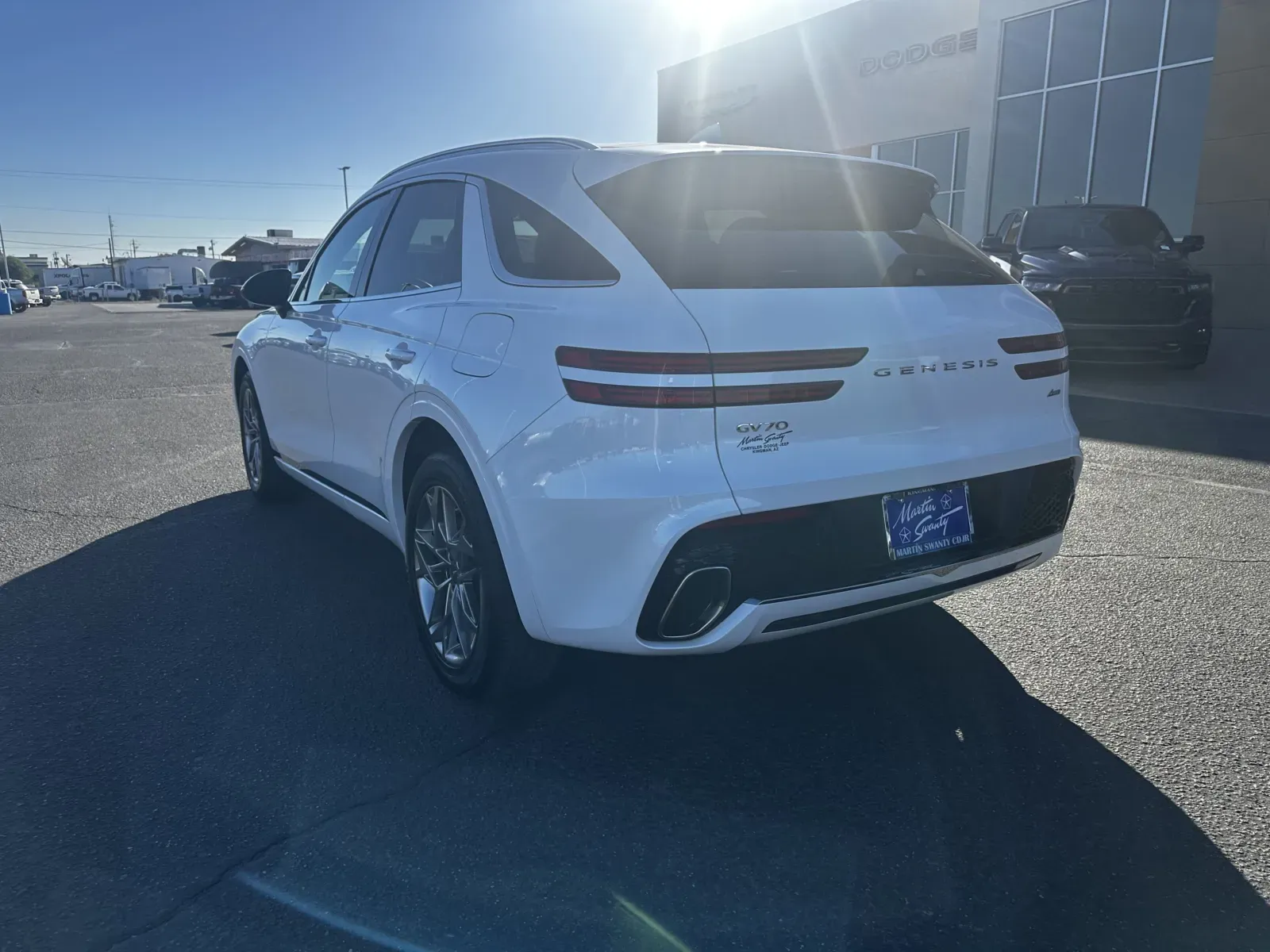 2025 GENESIS GV70 Standard - Photo 6