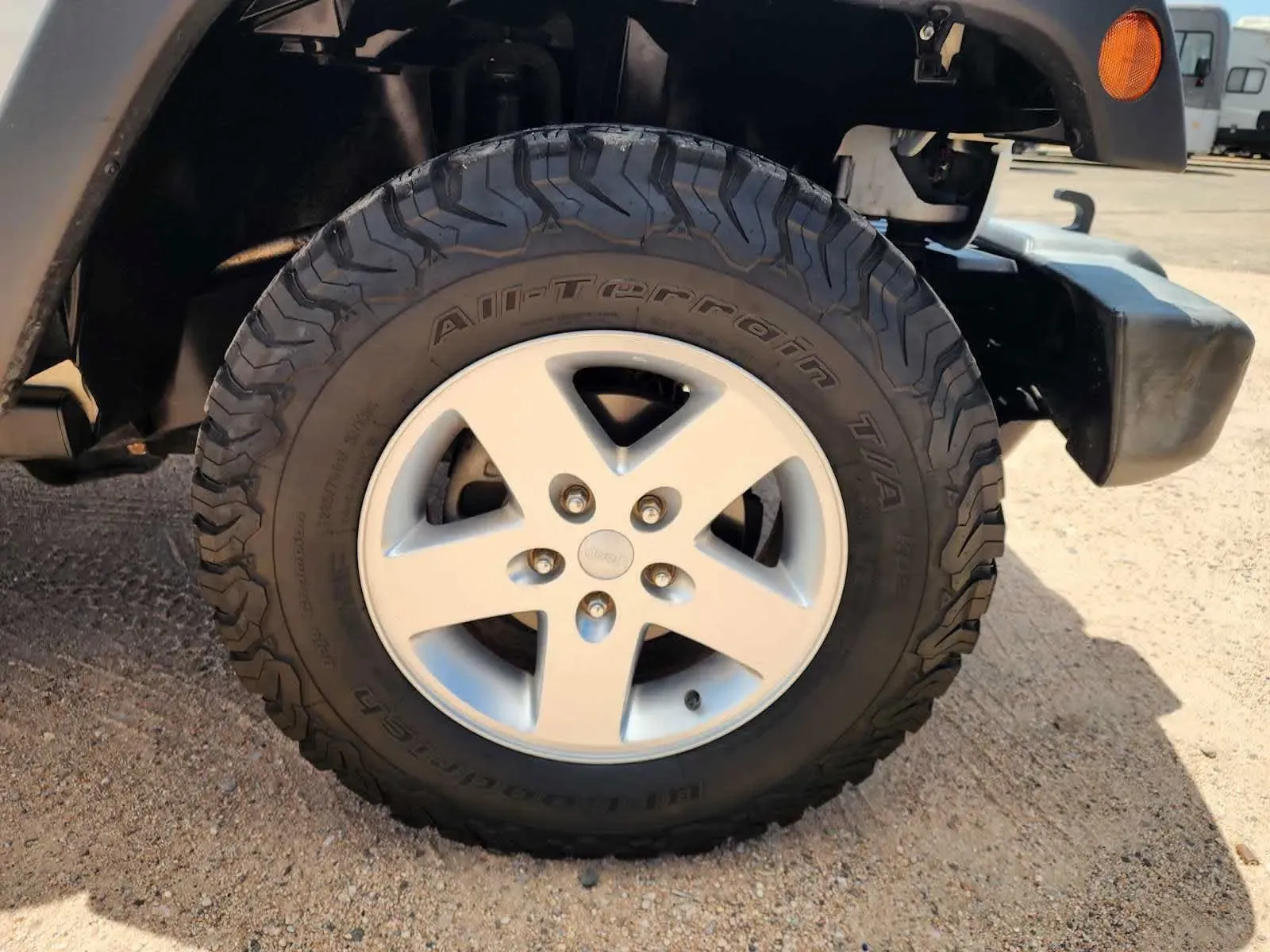 Jeep Wrangler photo 10