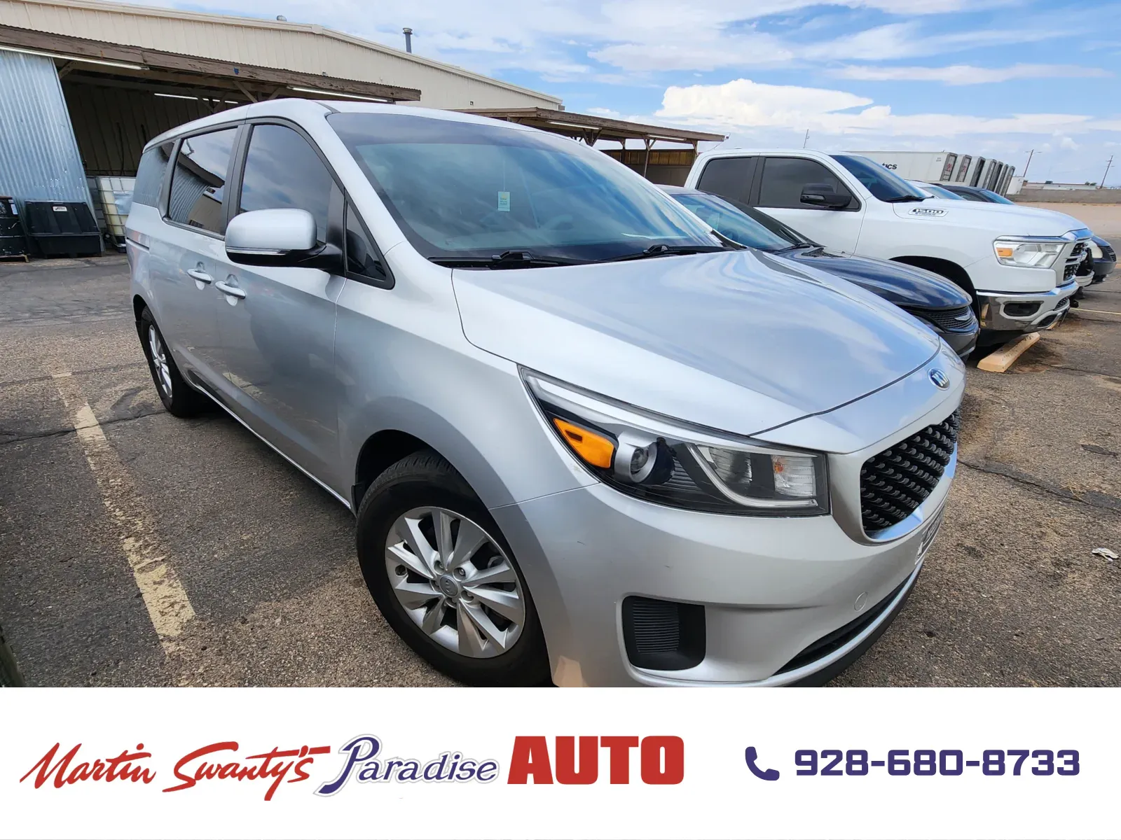 Silver 2017 Kia Sedona L for sale in Lake Havasu City, AZ