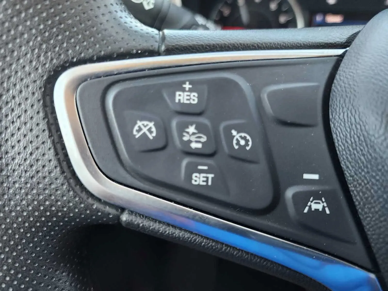 Chevrolet Equinox photo 18