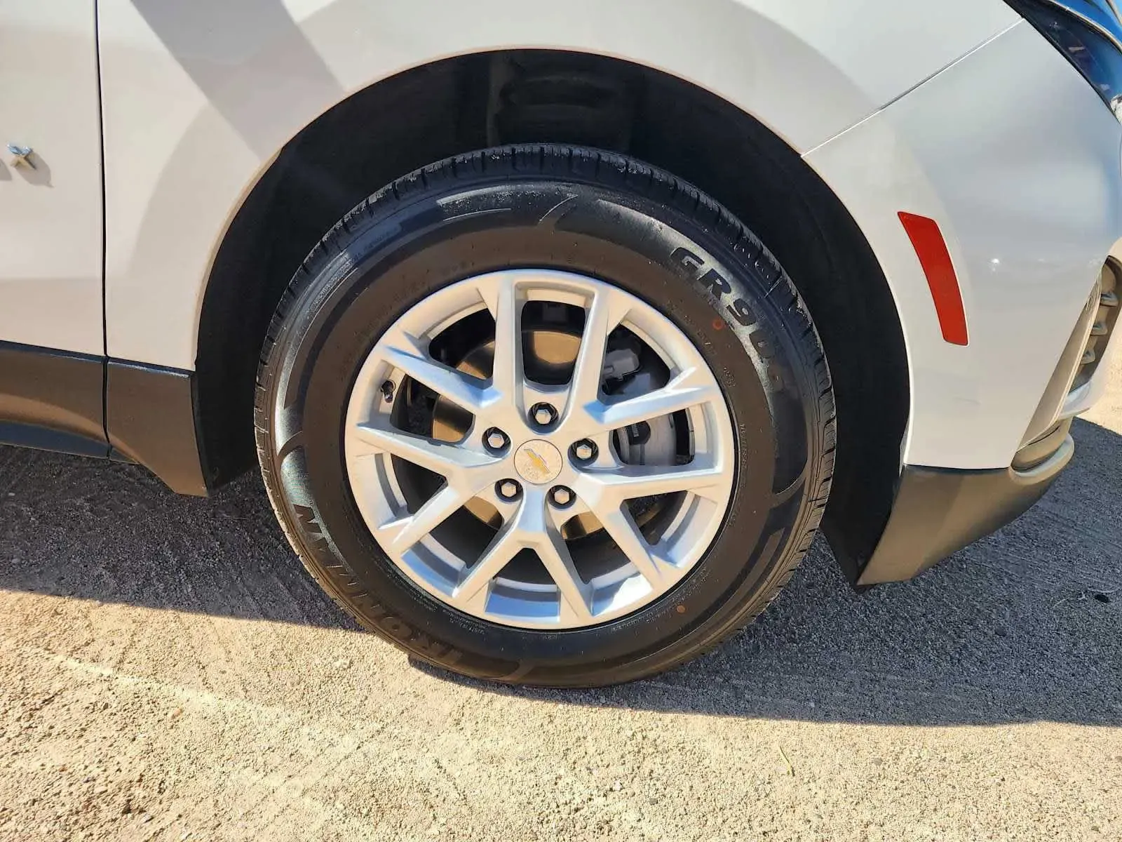 Chevrolet Equinox photo 10