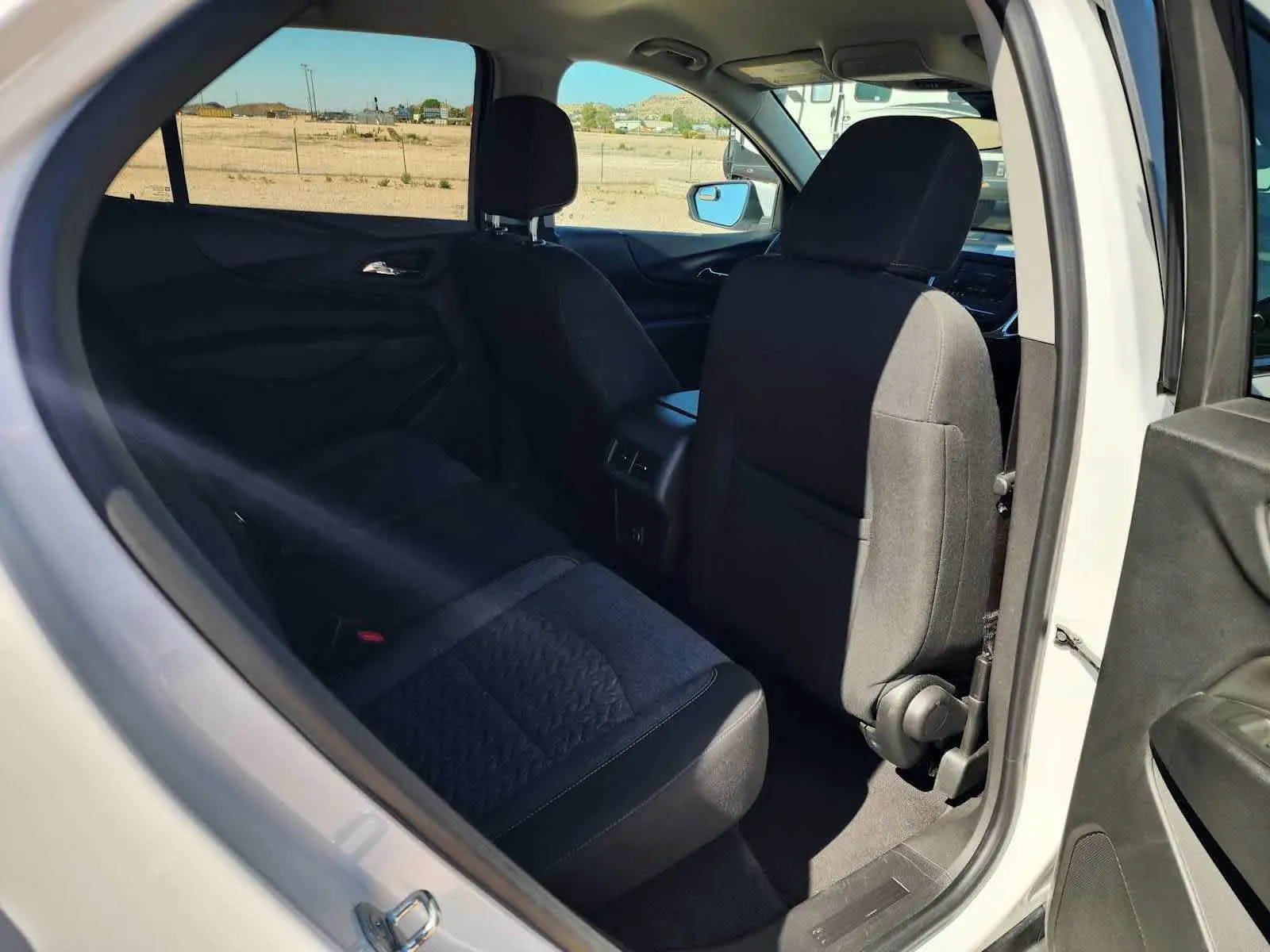 Chevrolet Equinox photo 13