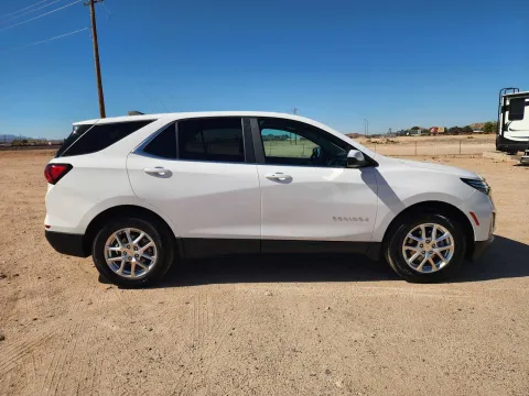 More photos of 2022 Chevrolet Equinox LT at Martin Swanty's Paradise Auto, AZ
