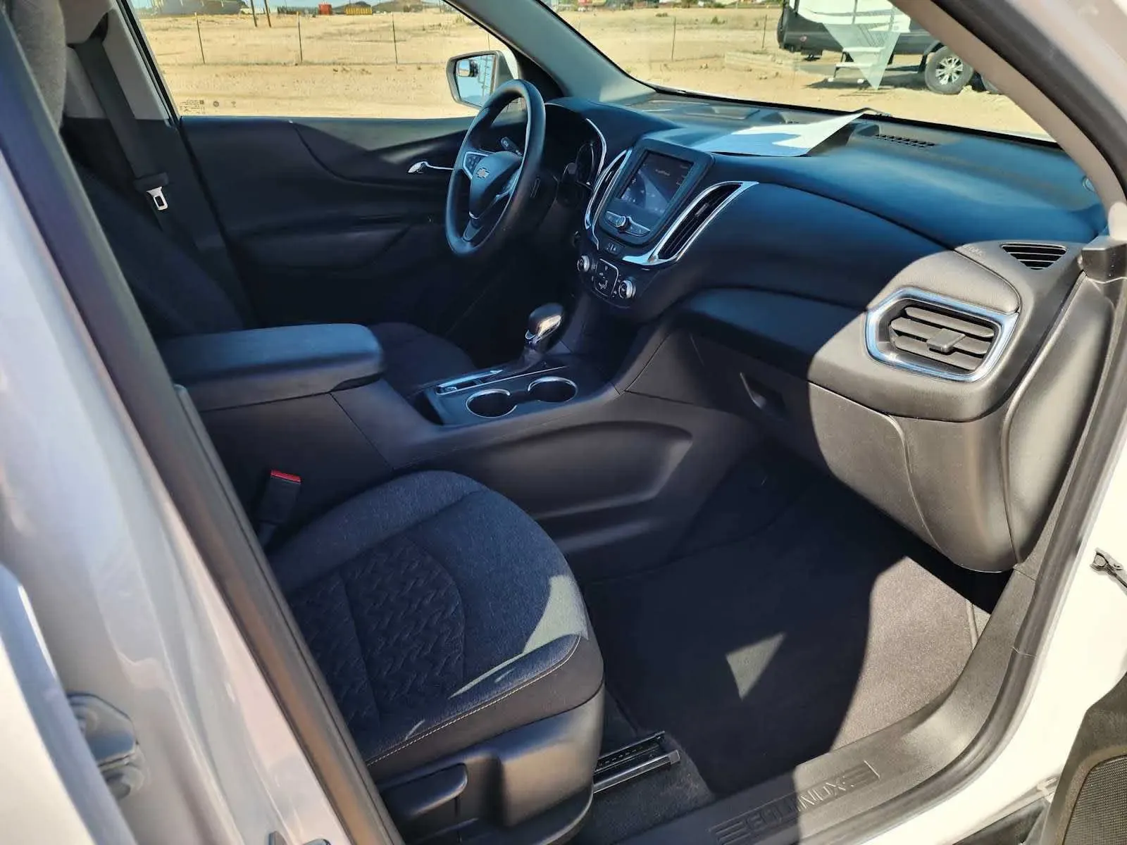Chevrolet Equinox photo 12