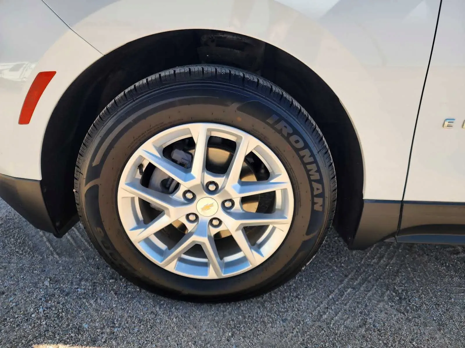 Chevrolet Equinox photo 9