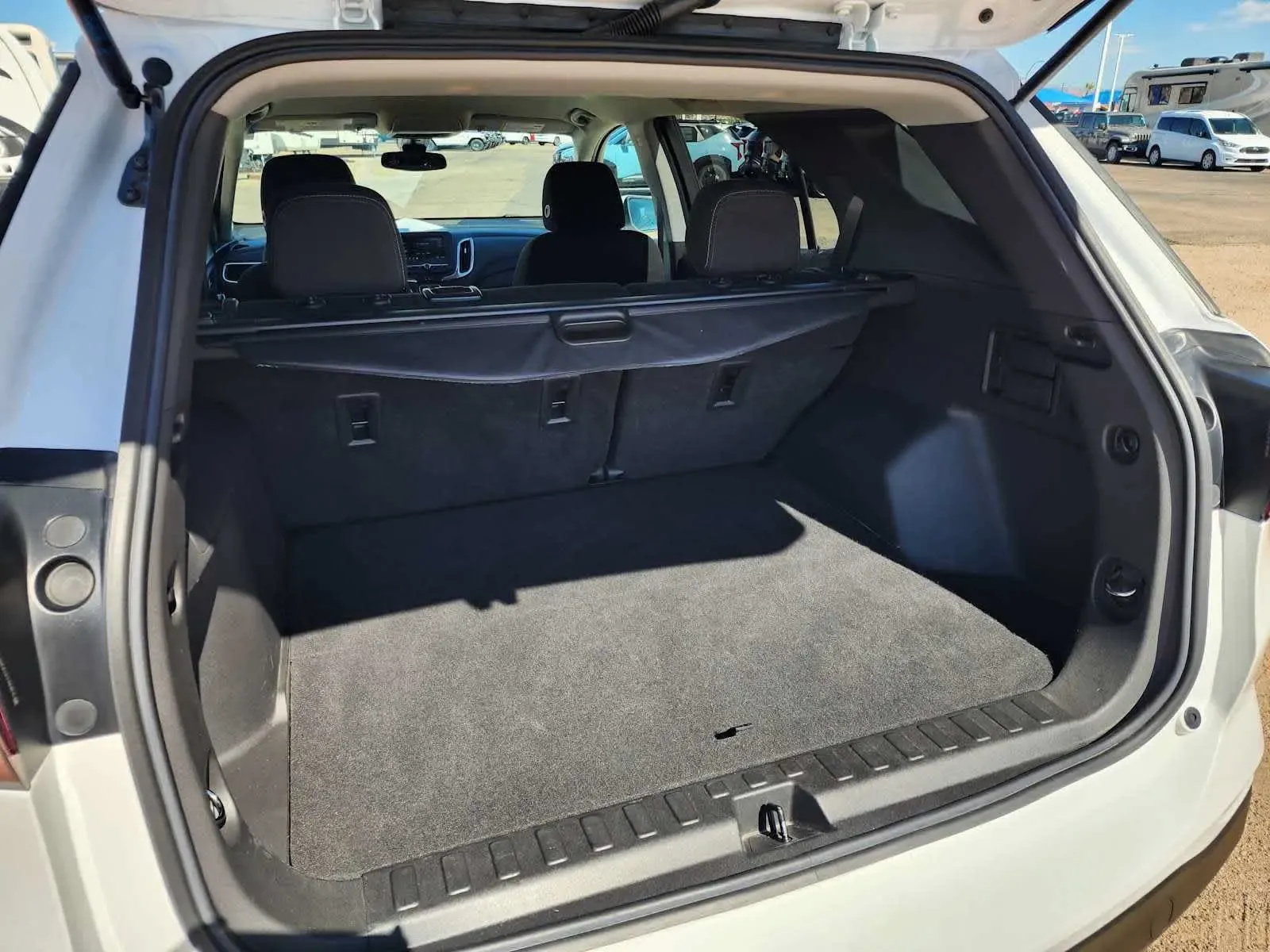 Chevrolet Equinox photo 14