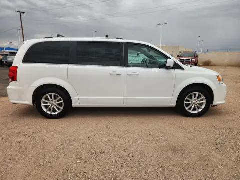 More photos of 2019 Dodge Grand Caravan SXT at Martin Swanty's Paradise Auto, AZ
