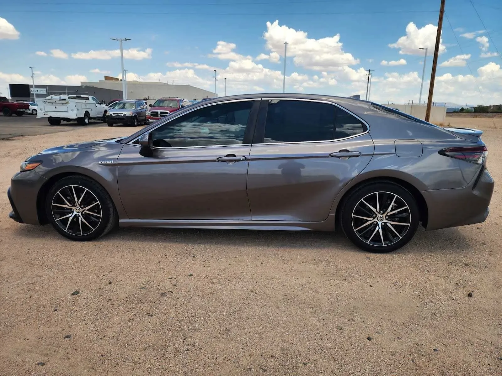 Toyota Camry photo 7