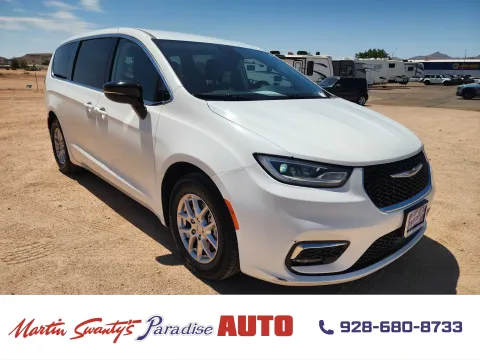 White 2024 Chrysler Pacifica Touring L for sale in Lake Havasu City, AZ