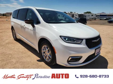 White 2024 Chrysler Pacifica Touring L for sale in Lake Havasu City, AZ