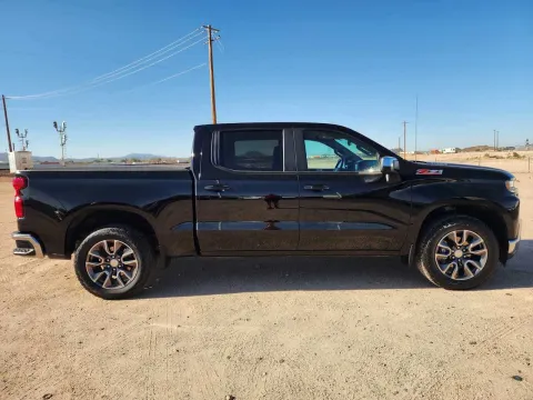 More photos of 2021 Chevrolet Silverado 1500 LT at Martin Swanty's Paradise Auto, AZ