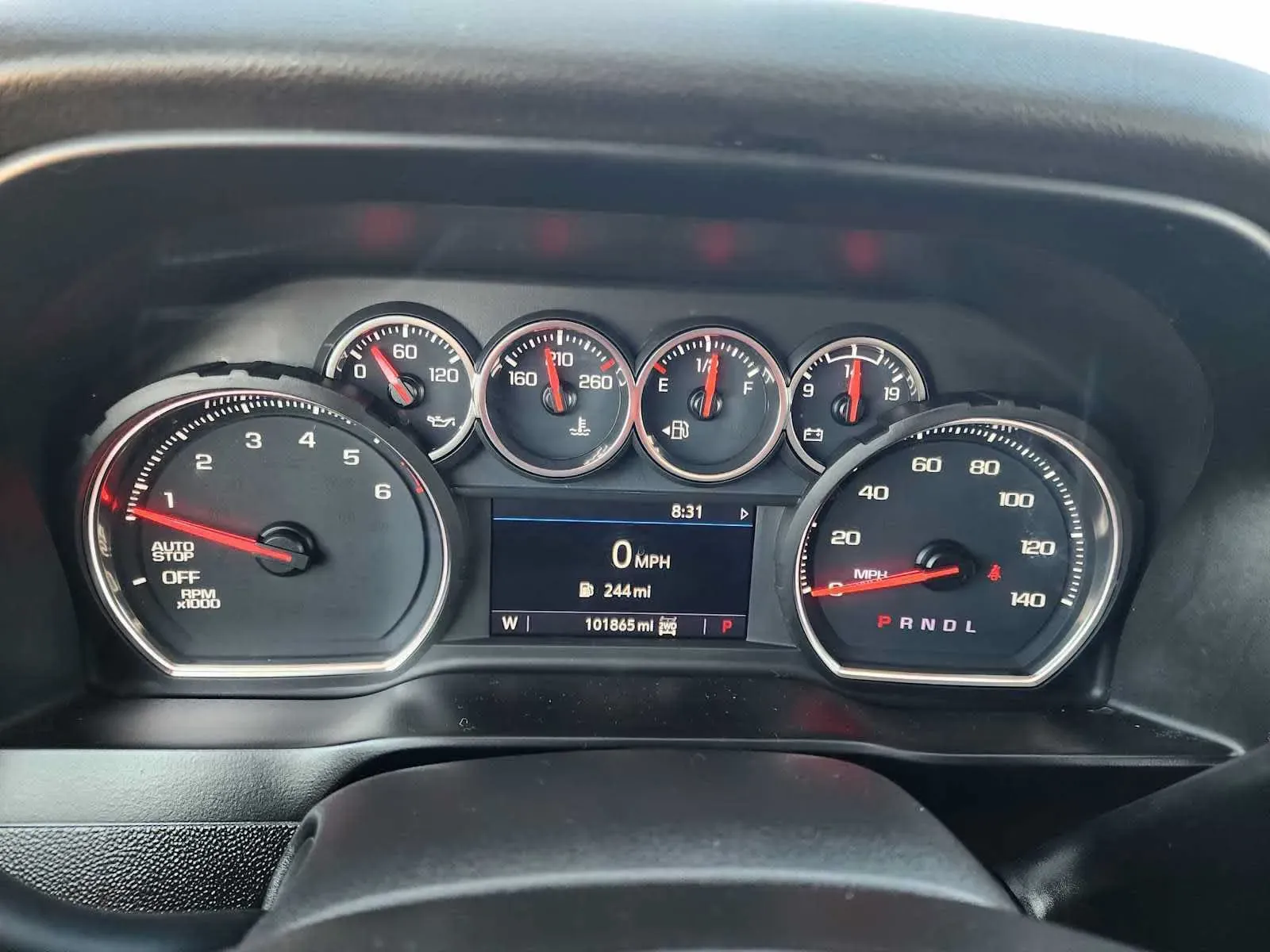 Chevrolet Silverado photo 21