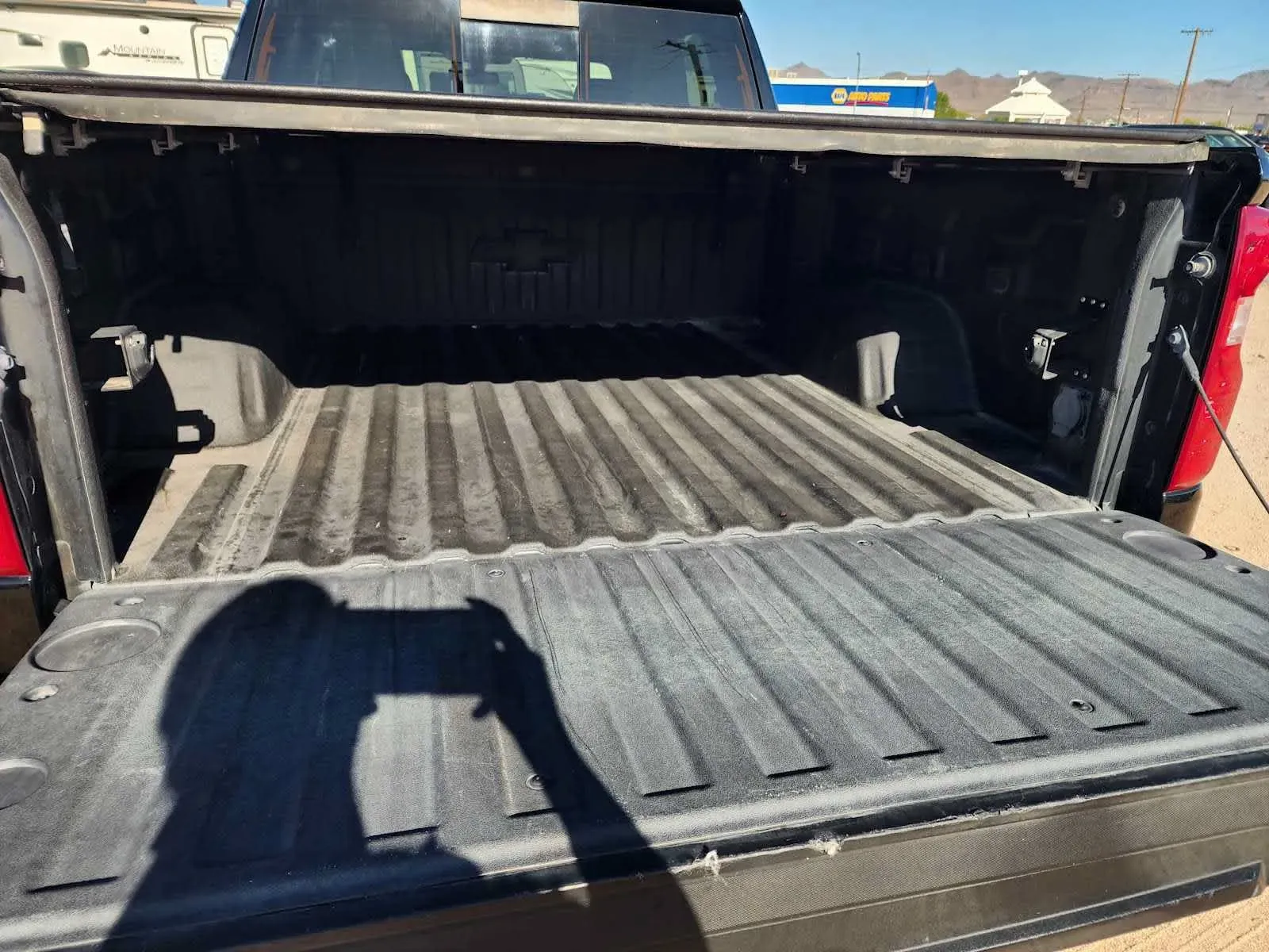 Chevrolet Silverado photo 7