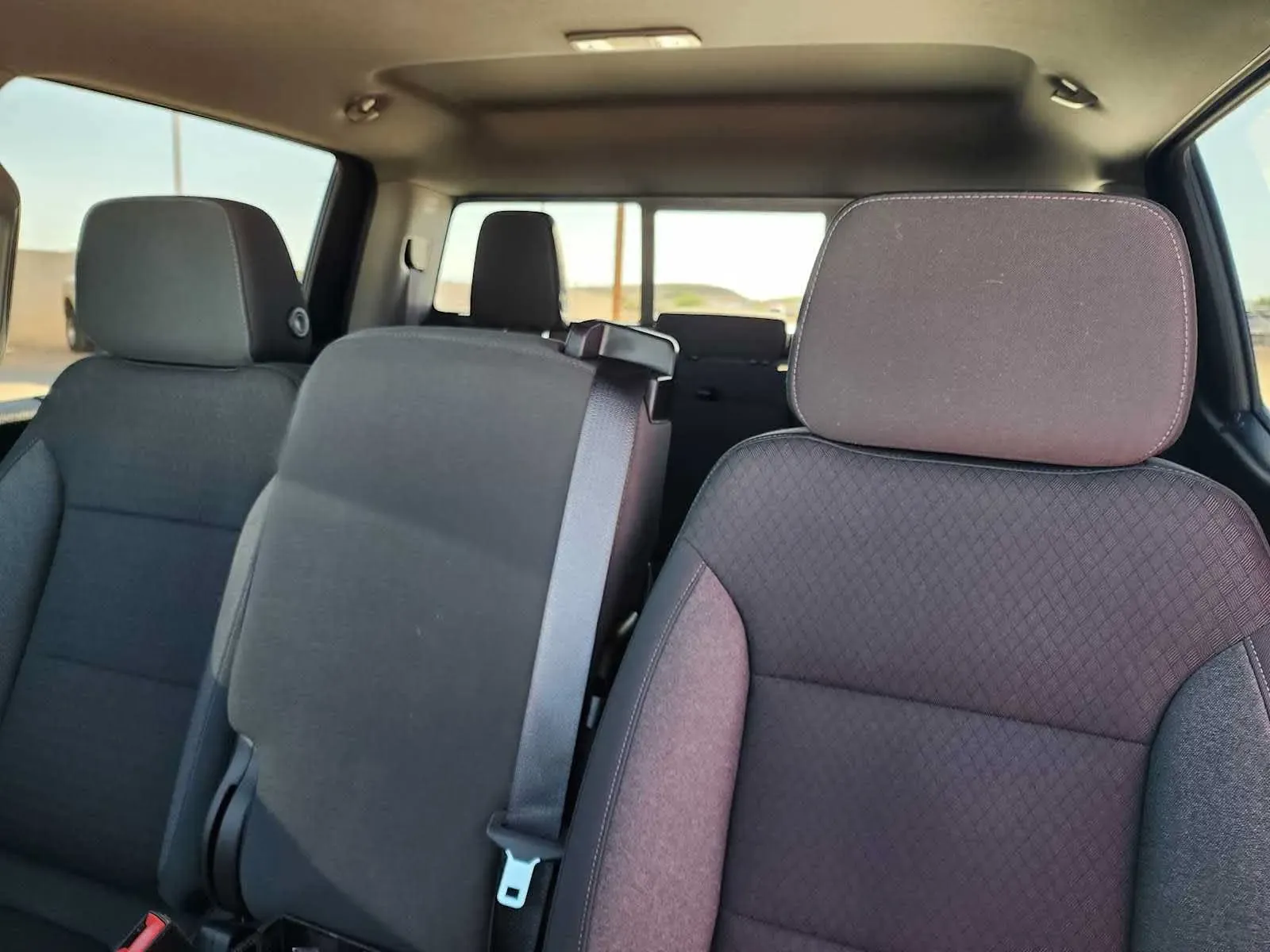 Chevrolet Silverado photo 18