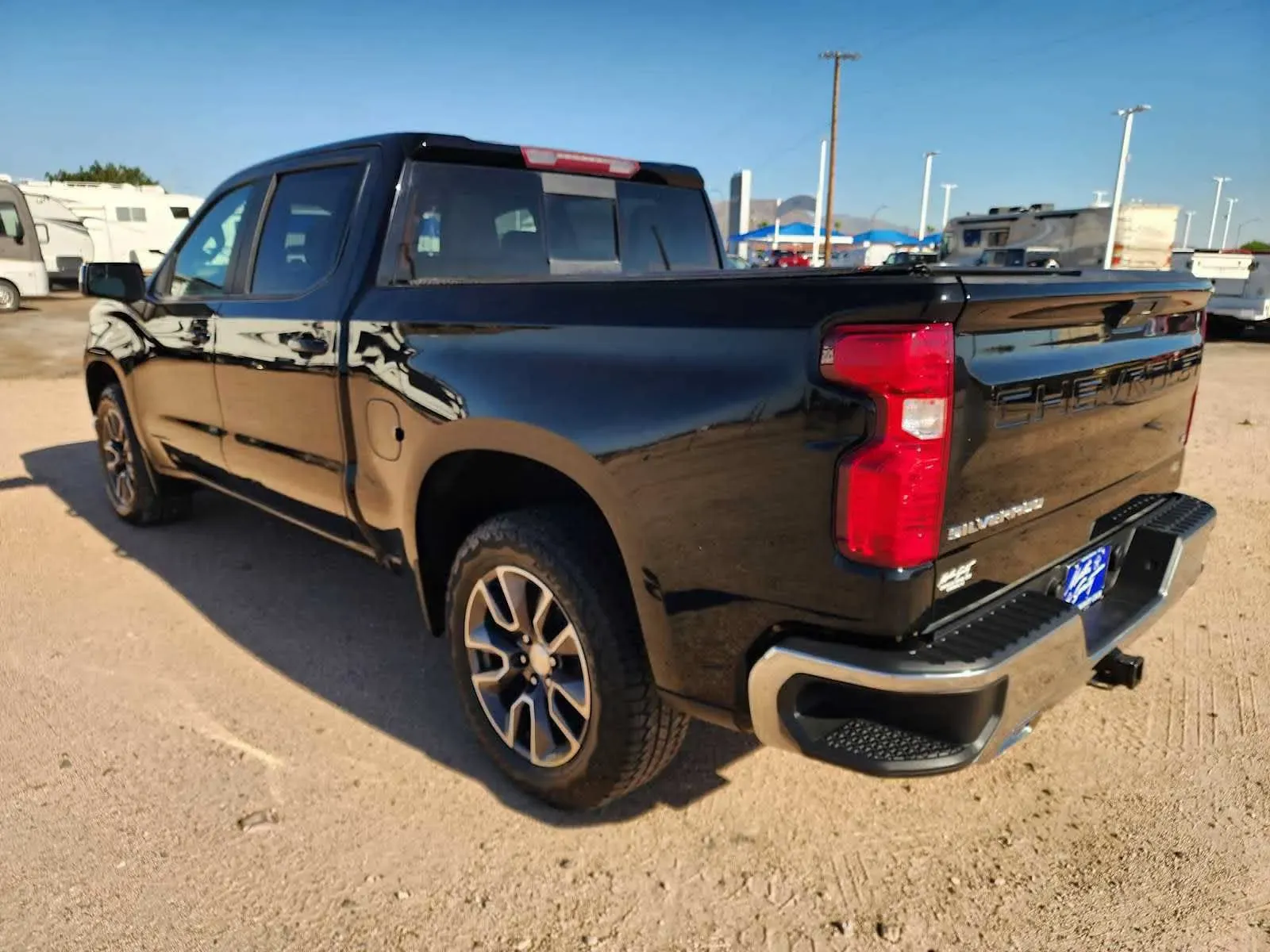 Chevrolet Silverado photo 8