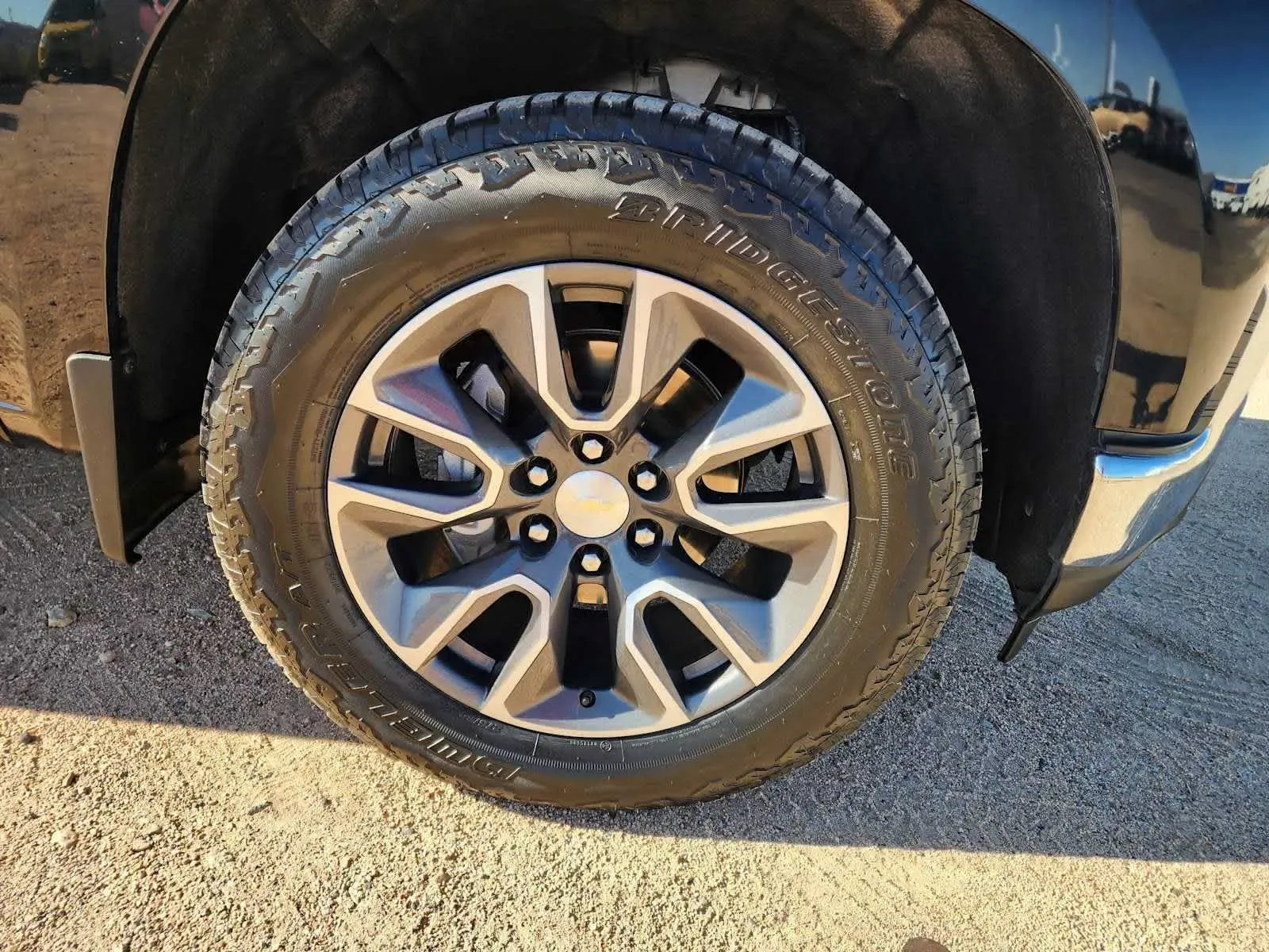 Chevrolet Silverado photo 12