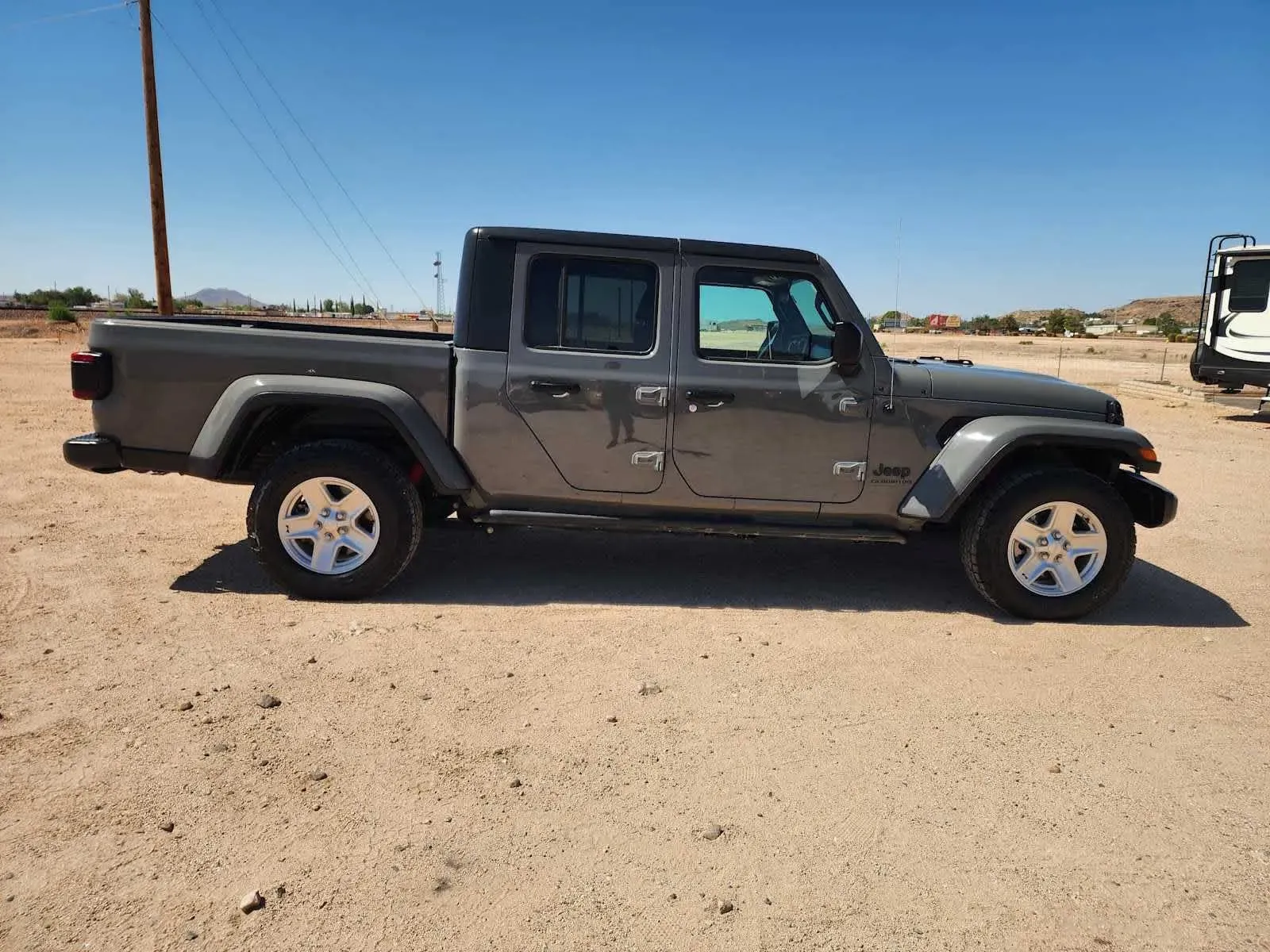 Jeep Gladiator photo 4