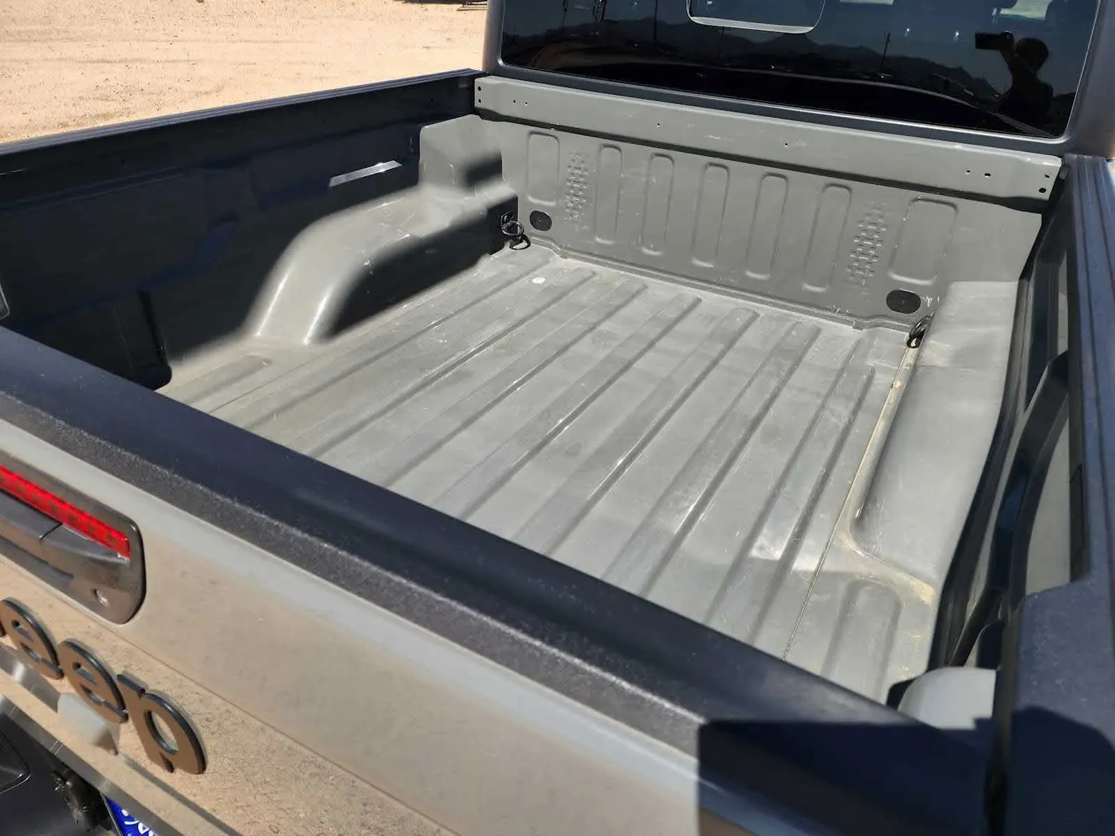 Jeep Gladiator photo 6