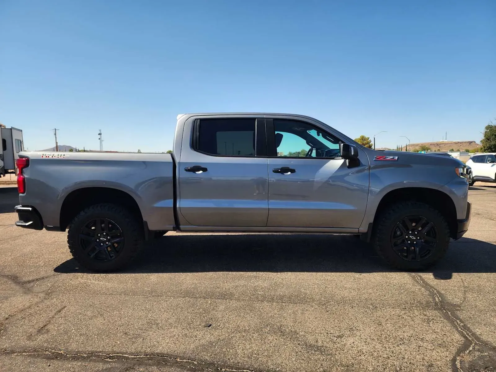 Chevrolet Silverado photo 4