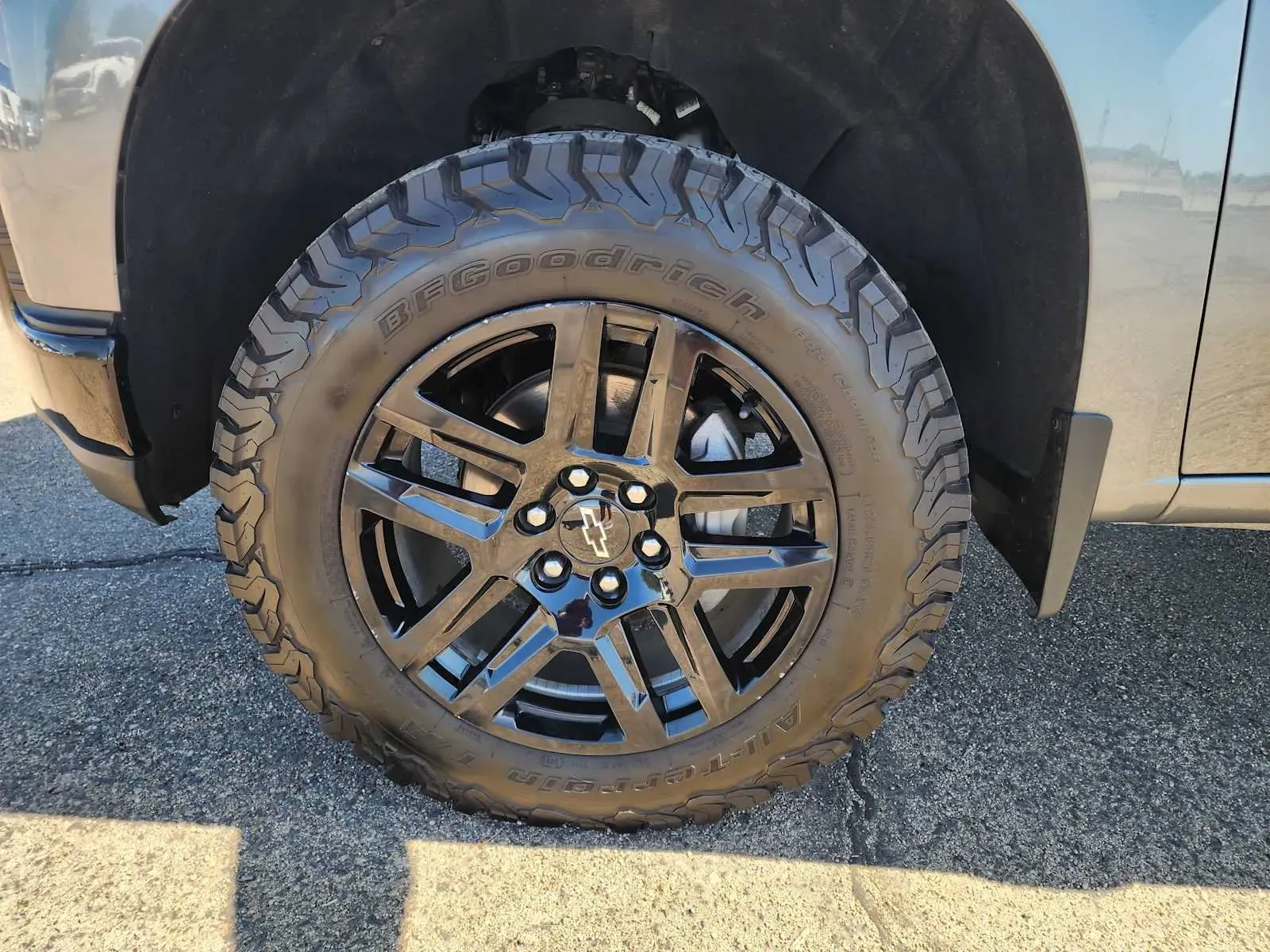 Chevrolet Silverado photo 10