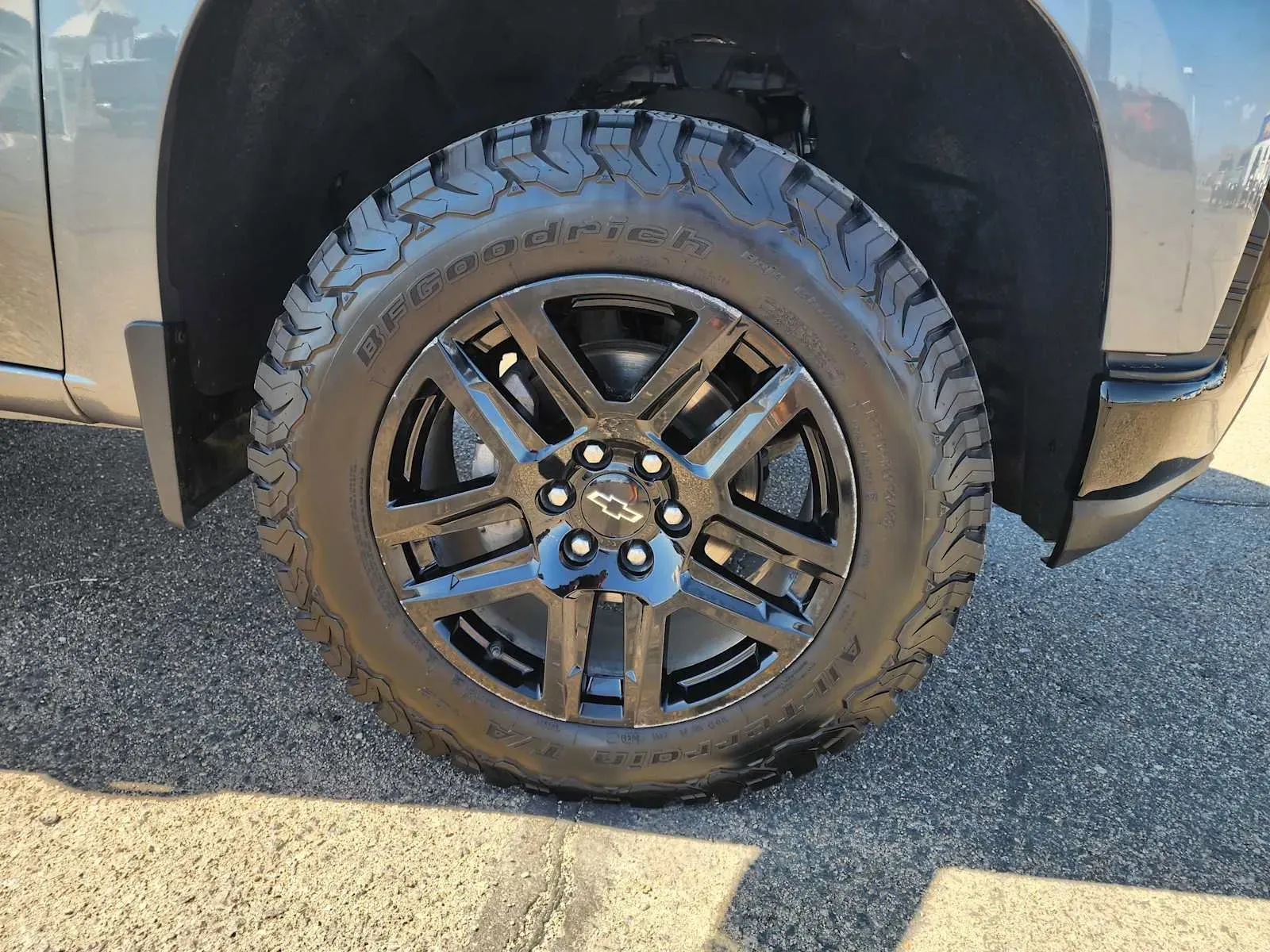 Chevrolet Silverado photo 11