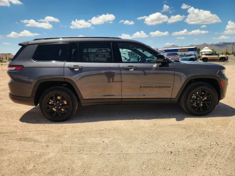 More photos of 2024 Jeep Grand Cherokee L Altitude X at Martin Swanty's Paradise Auto, AZ