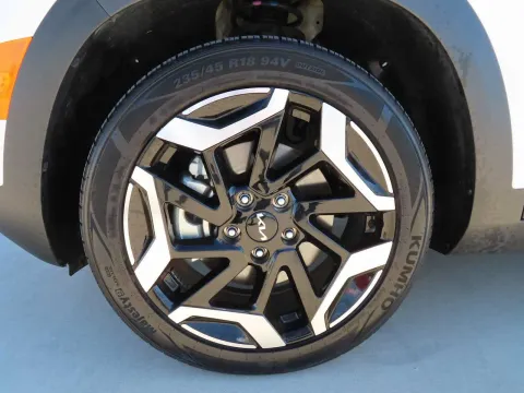 More photos of 2024 Kia Seltos SX at Martin Swanty's Paradise Auto, AZ