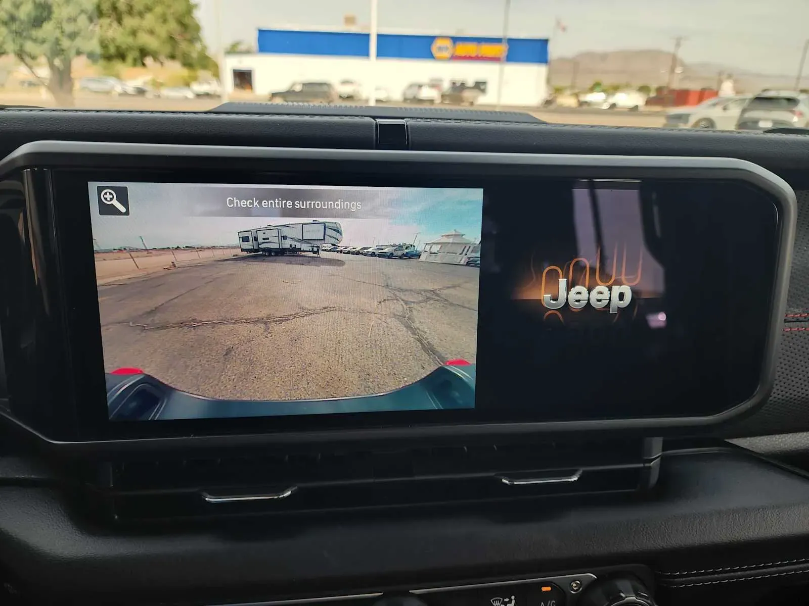 Jeep Gladiator photo 23