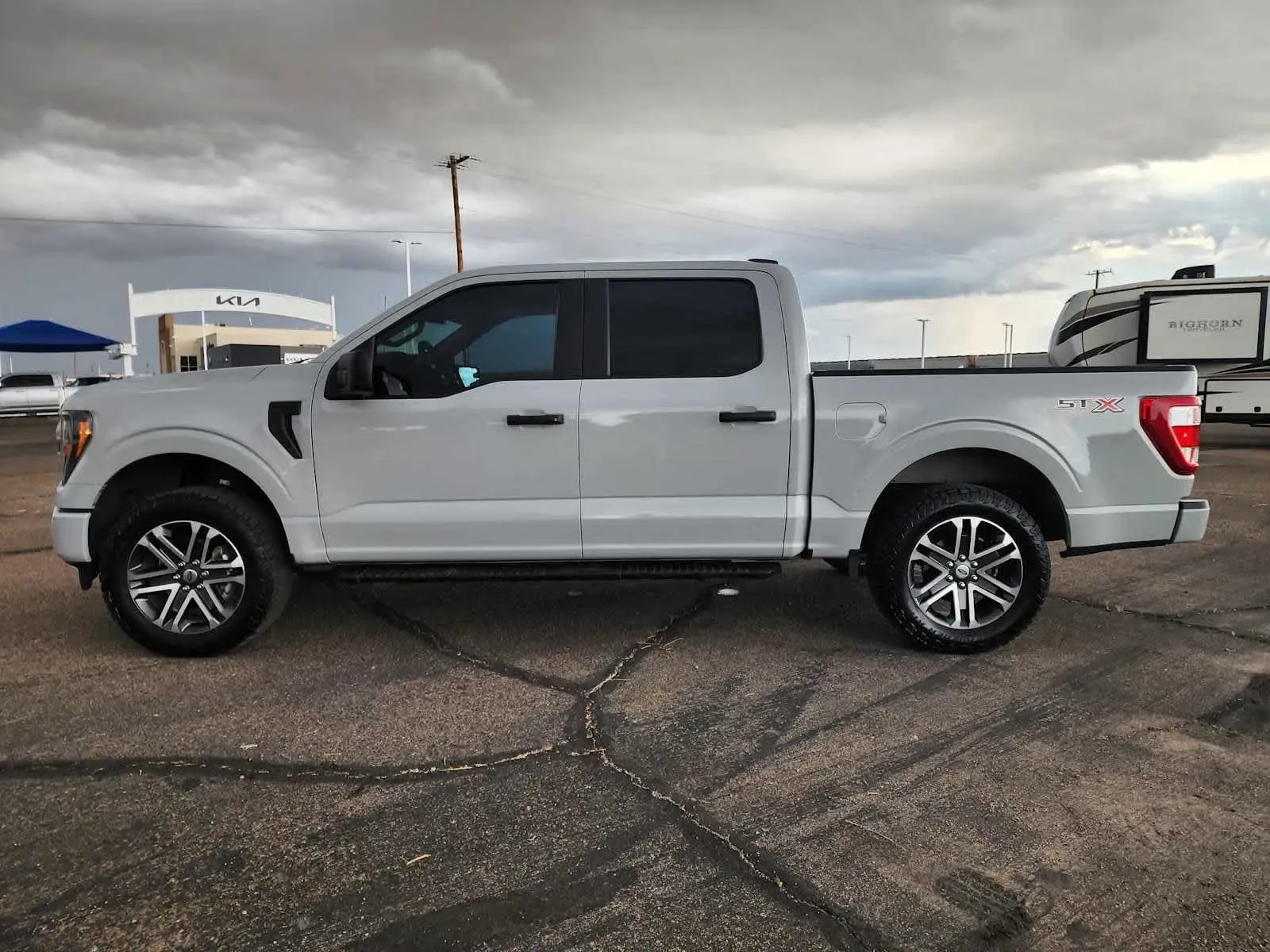 Ford F-150 photo 8