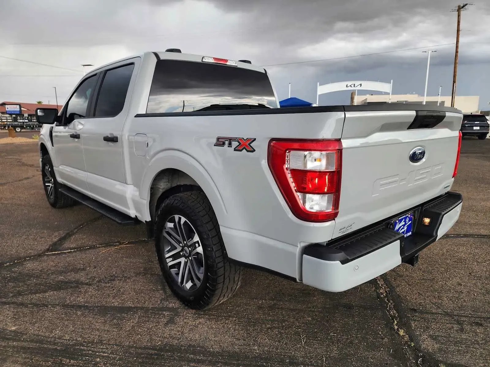 Ford F-150 photo 7