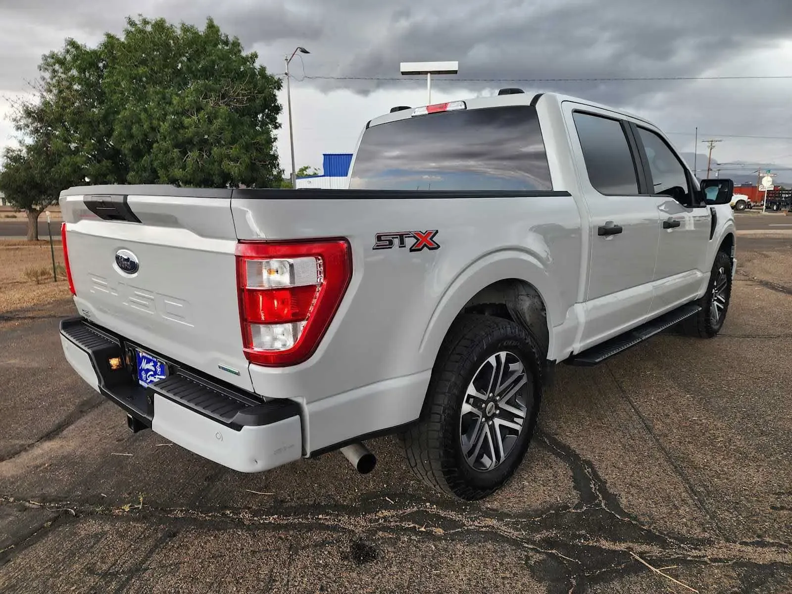 Ford F-150 photo 5