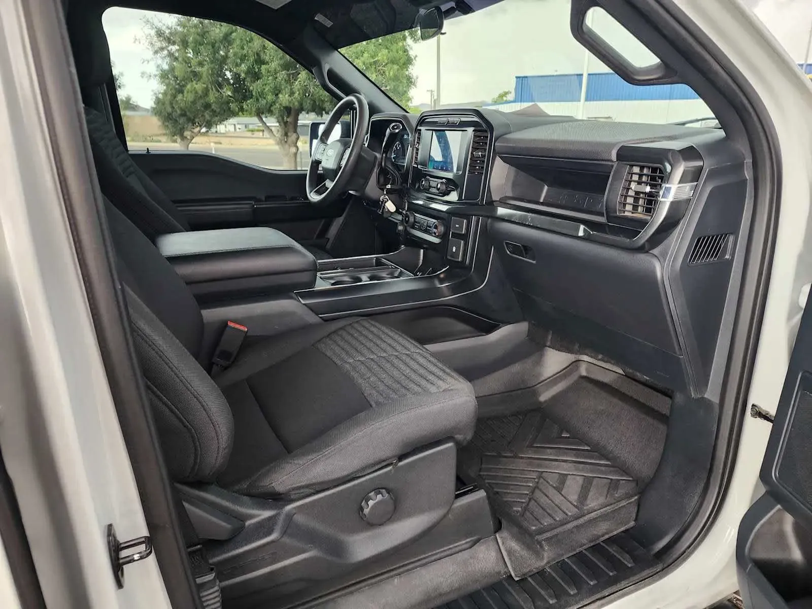Ford F-150 photo 15