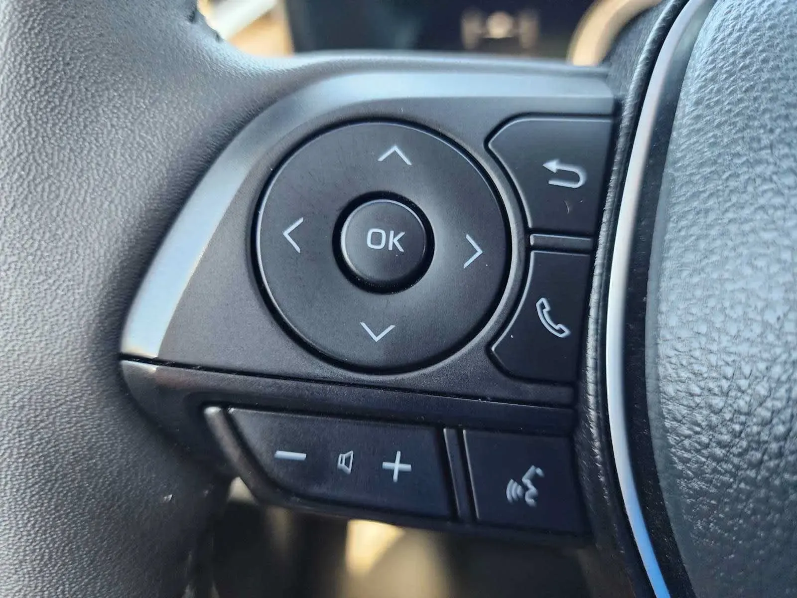 Toyota RAV4 photo 19