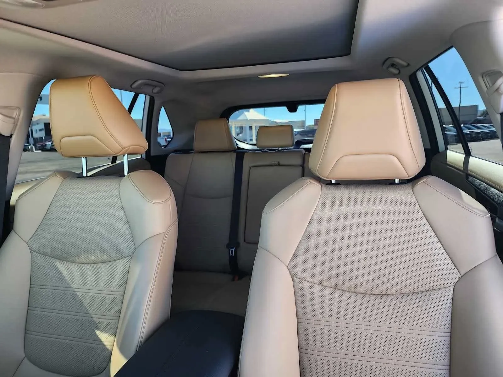 Toyota RAV4 photo 37