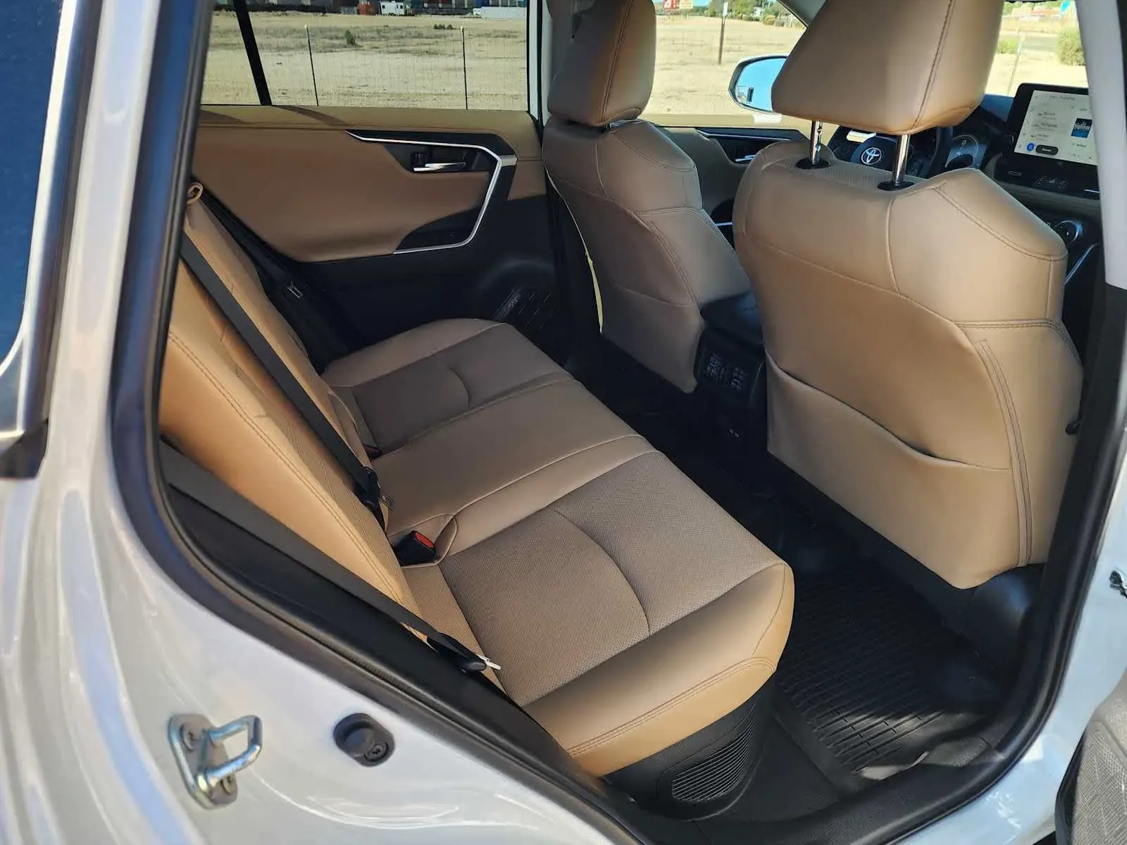 Toyota RAV4 photo 33