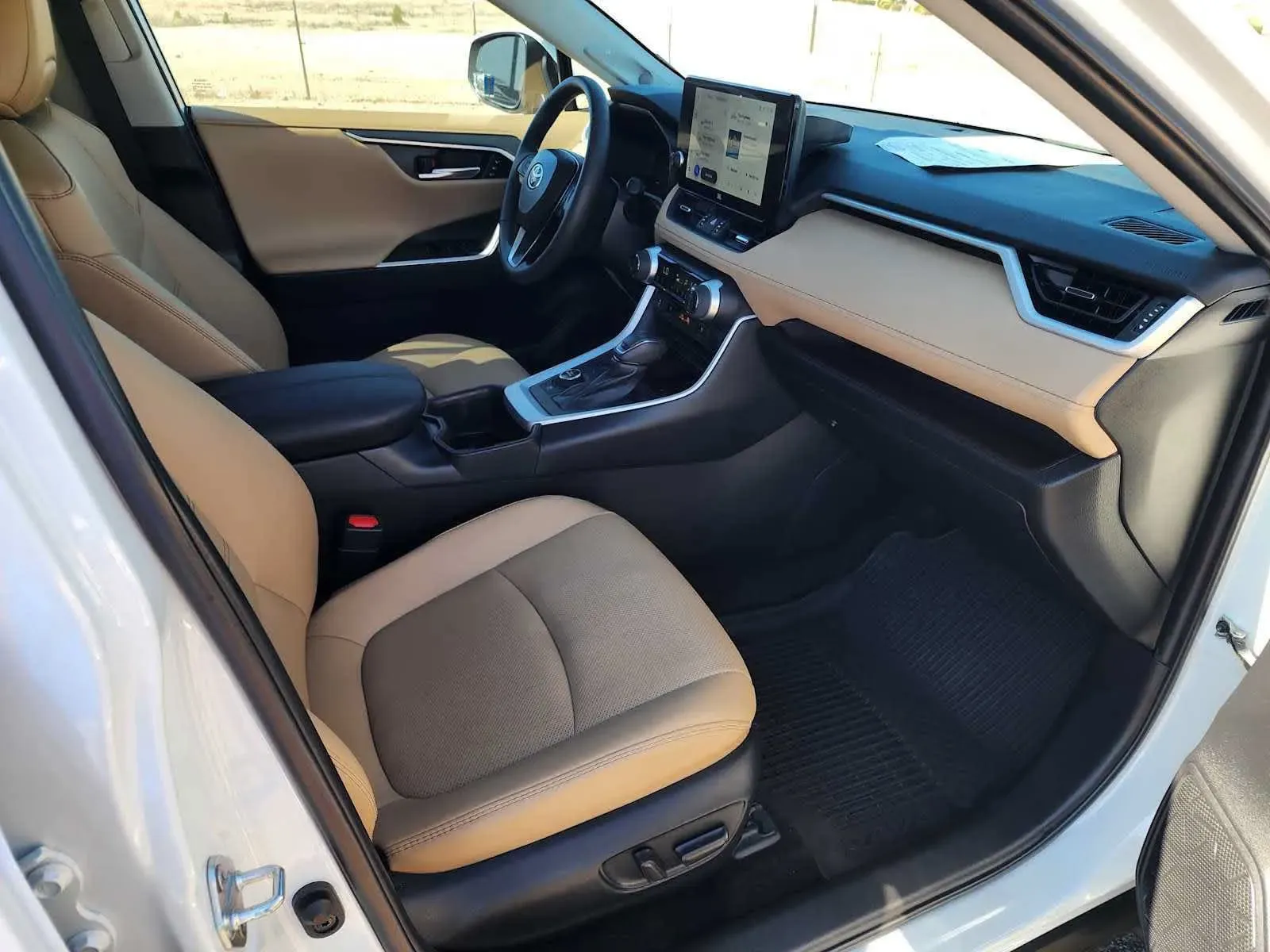 Toyota RAV4 photo 13