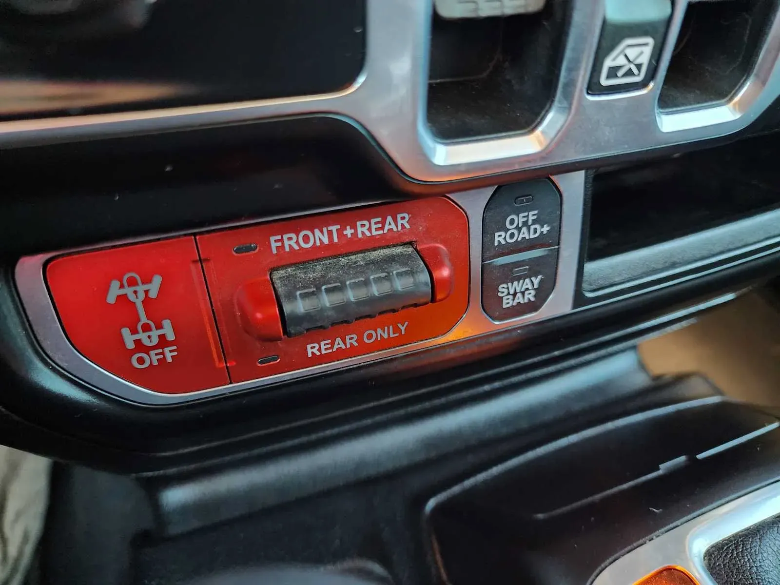 Jeep Gladiator photo 28