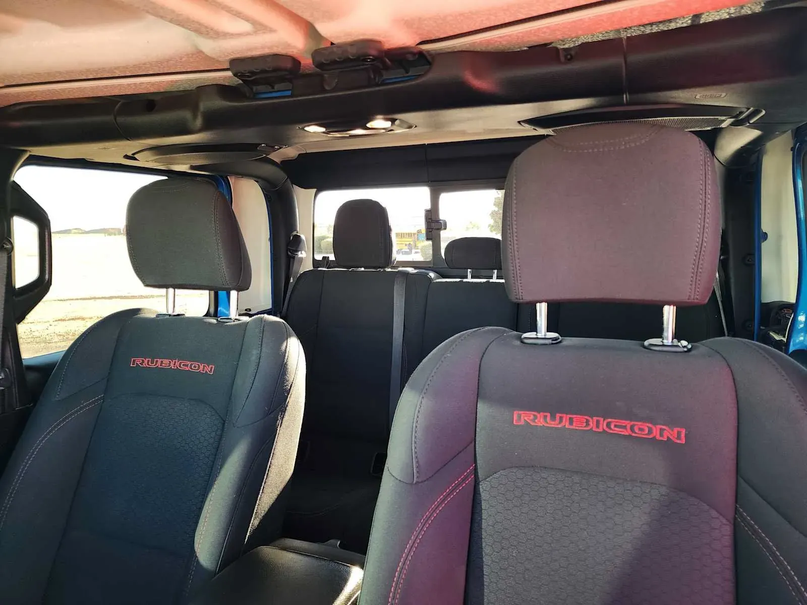 Jeep Gladiator photo 19