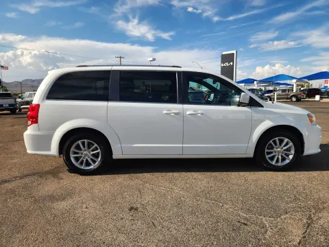 More photos of 2020 Dodge Grand Caravan SXT at Martin Swanty's Paradise Auto, AZ